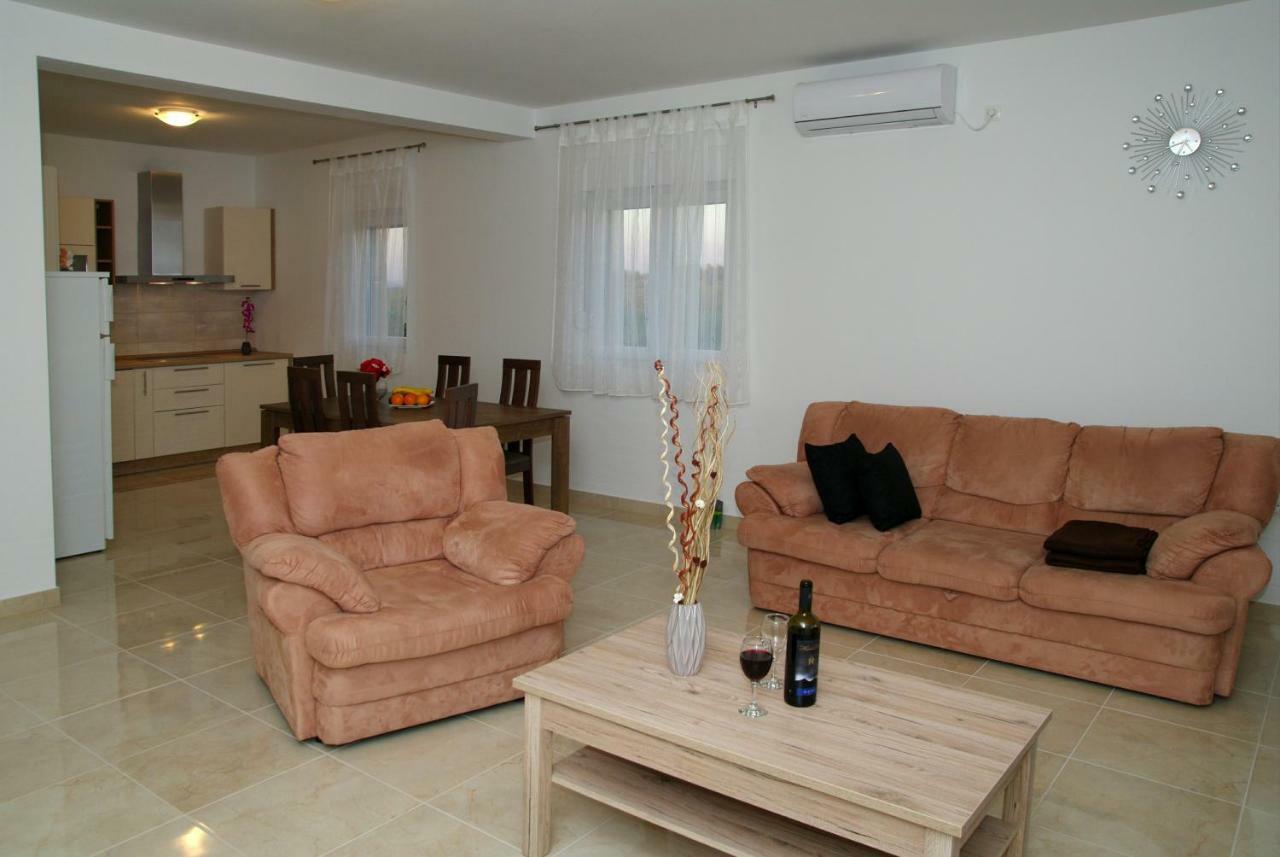 Holiday Home Luka Zadar Exterior foto