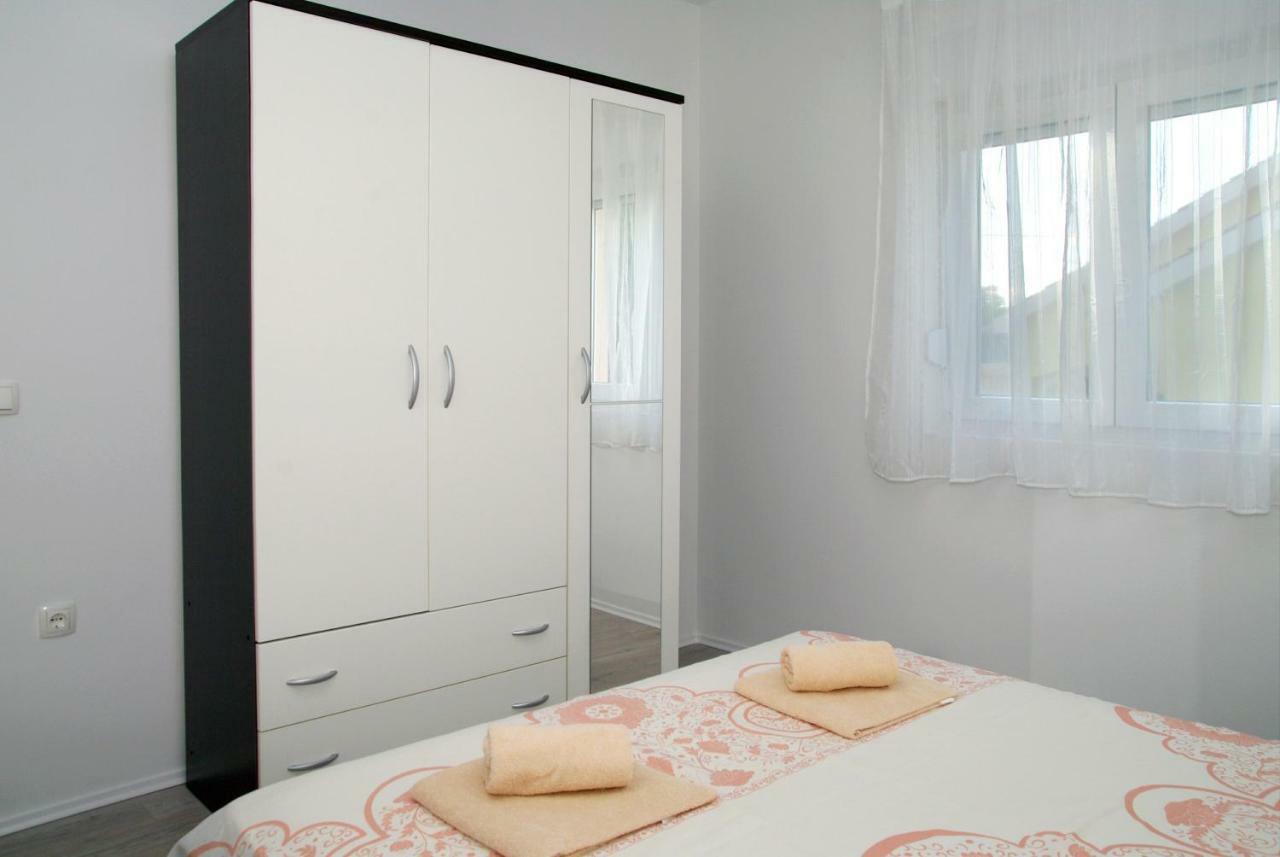 Holiday Home Luka Zadar Exterior foto